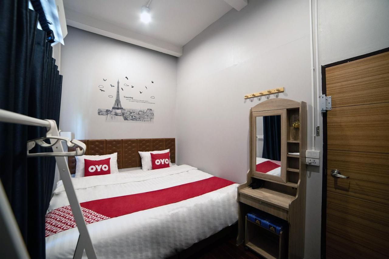 Oyo 480 Lemon Siam Hostel Bangkok Ngoại thất bức ảnh